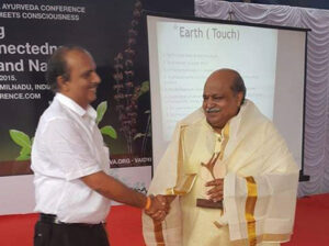 Vimalji being honoured for Vastu