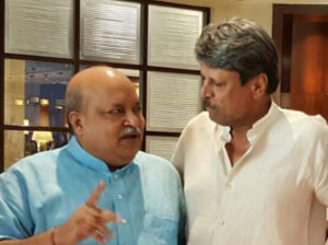 VIMAL JI explaining vastu to KAPIL DEV